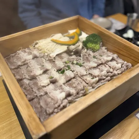 Dotori Pyeonbaekjip