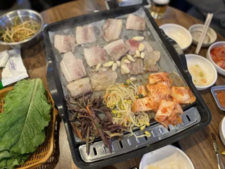 Cheongchun Naengdong Samgyeopsal