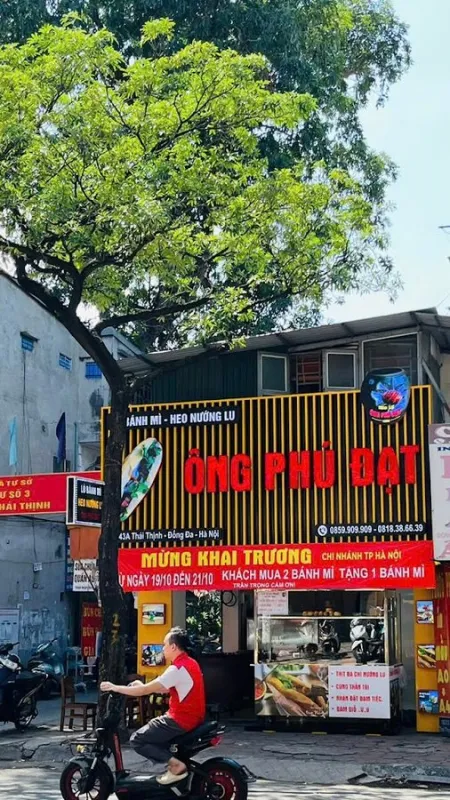 Heo nướng lu Ông Phú Đạt