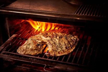 Le Clos | Wine House & Restaurant