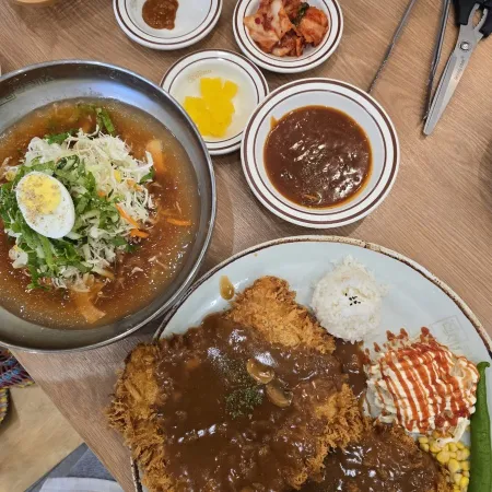 Jinsim Wang Donkatsu Cheonan Seongseong Branch