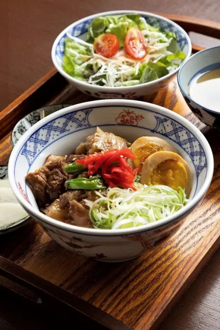 Yoyuna Cafe