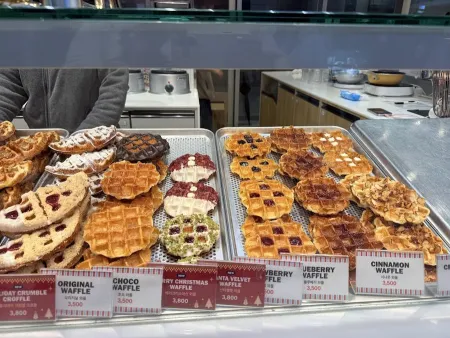 Waffle Shop AK Plaza Hongdae