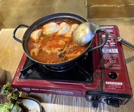 Hwanggeum Jokbal