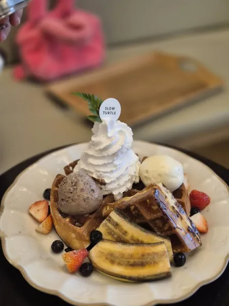 Slow Turtle Yakjeon Golmok Branch