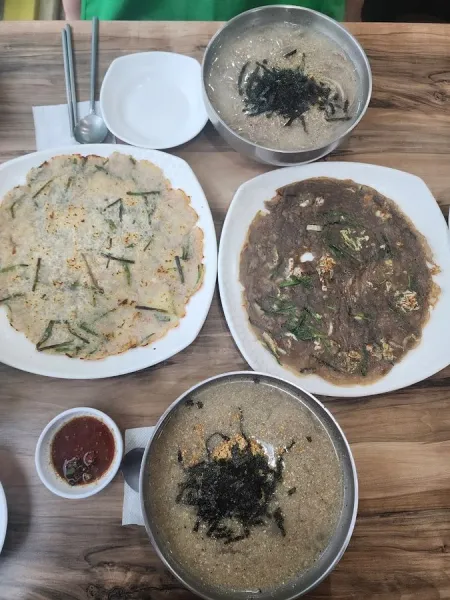 Gangneung Bonga Makguksu
