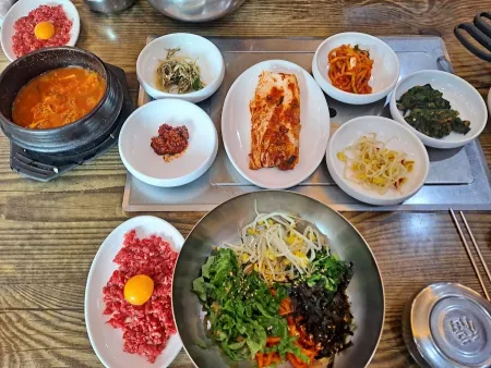 Hanwoo Cow Fresh Meat Restaurant