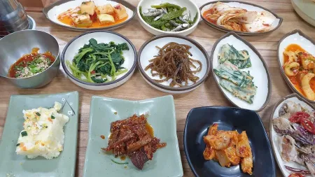Dongmyeong Hoejip