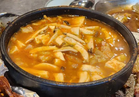 꽃돼지뒷고기