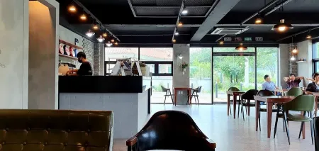 Cafe 187