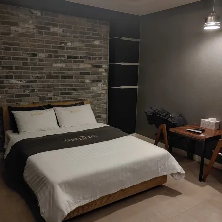 Dubai Hotel