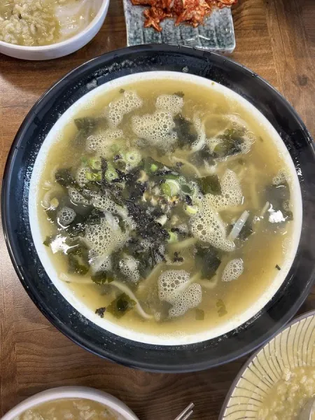 Ungine Jeju Bomal Kalguksu Airport Main Branch
