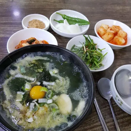 Kim Sunhui Gul Gukbap & Yeongyang Sotbap