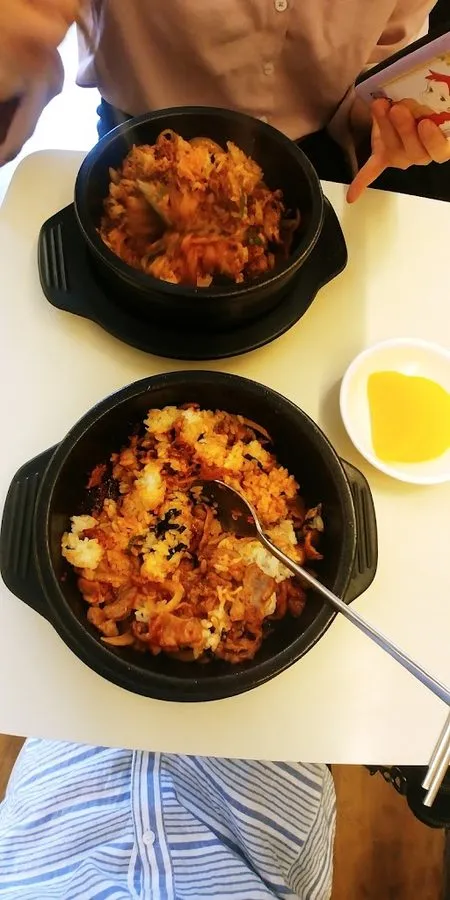 오며가며
