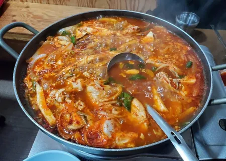 Choryang Tongdak