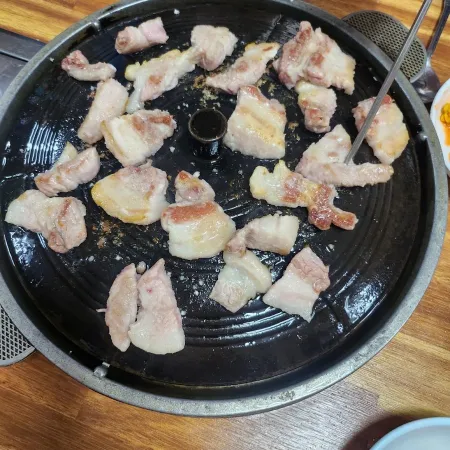 Samnak Sikdang