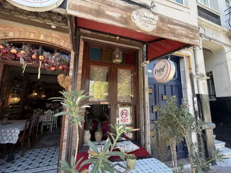 Velvet Cafe
