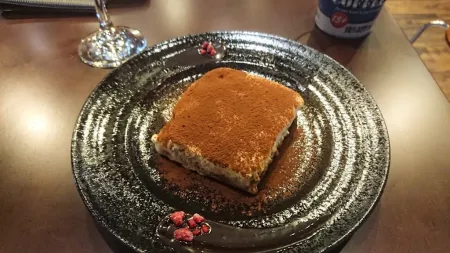 Yadorigi Cafe