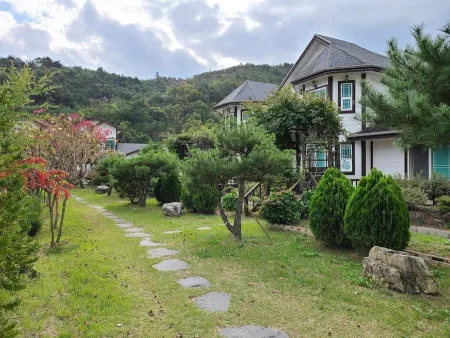 Jeongwon Garden