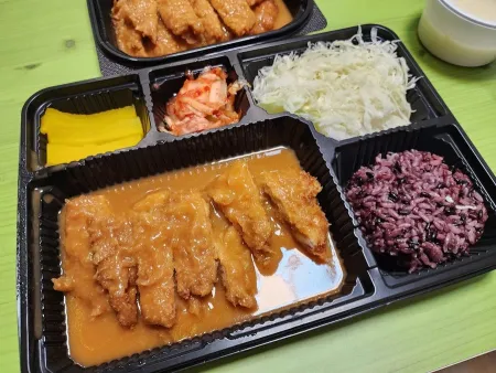 Mbro Donkatsu Bongcheon Branch
