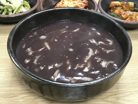 옹기마을손칼국수