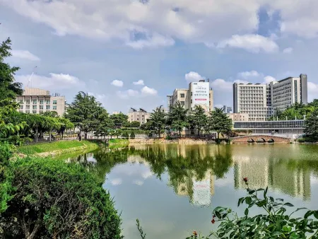 建国大学校