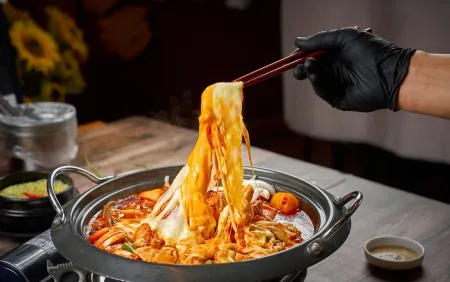 Golmok Kkeut Jarak Dak Bokkeum Tang