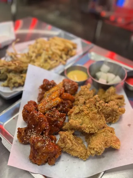 더블플레이 치킨 홍대점