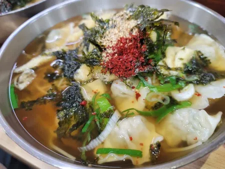 멸치국수잘하는집 종각점