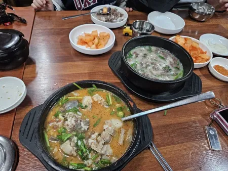 Gwanghwamun Deodeok Sundae