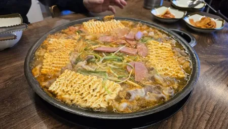 Sinuiju Budae Jjigae