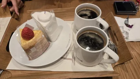 Artisee Yeouido Lotte Castle Branch