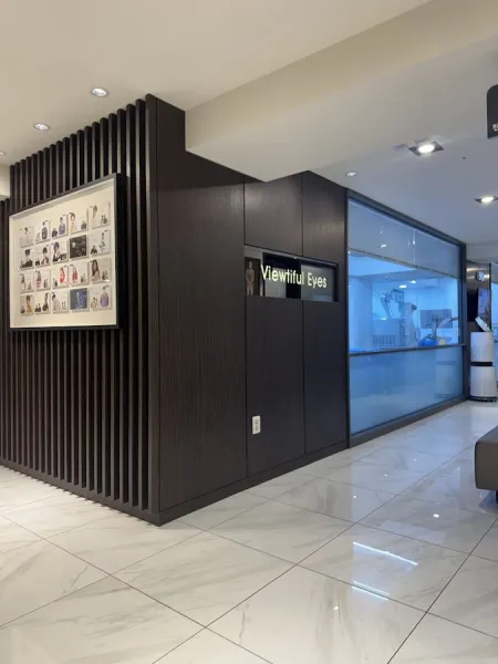 Apgujeong Eye Clinic