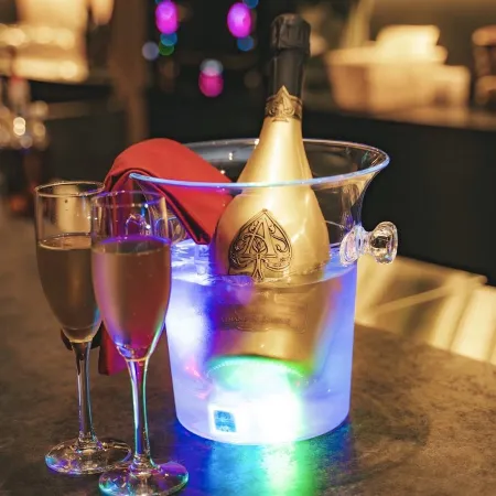 BAR 1Carat 下北沢