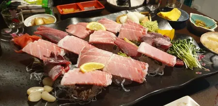 豐盛生魚片店