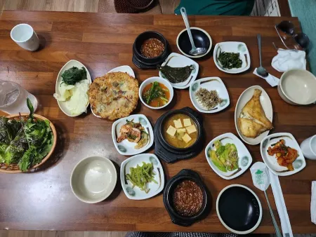 Sae Cheonan Dolsotbap