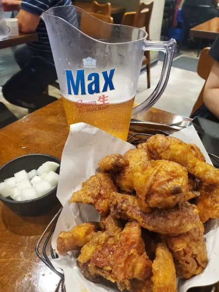 Kyochon Chicken Cheongdam Station Branch