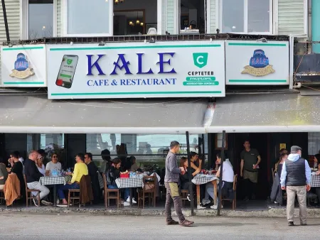 Kale Cafe