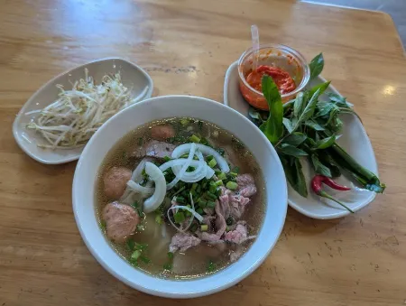 Phở Nắng