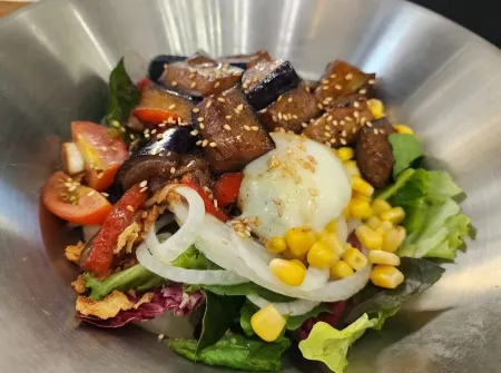 Eiffel Salad