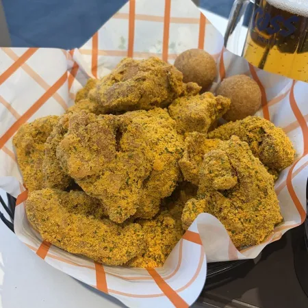 BHC치킨 뚝섬한강공원 선상점