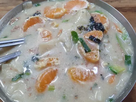 시장칼국수