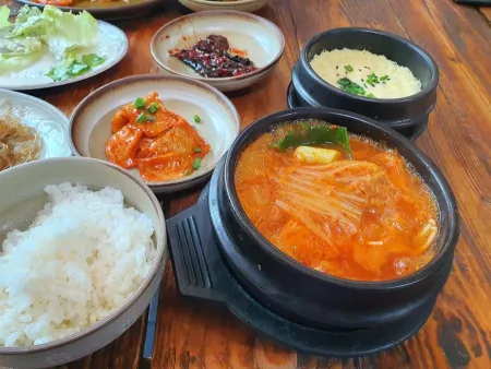 Nadeulmog