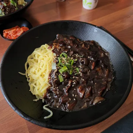 남매미관