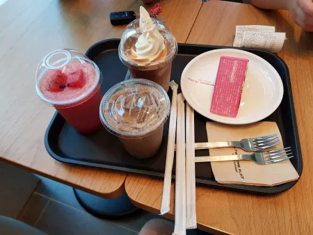 Twosome Place Samcheok Janghohang Branch
