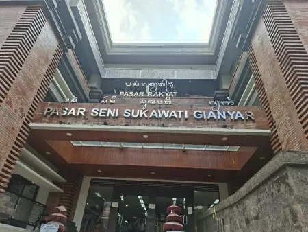 Sukawati Art Market