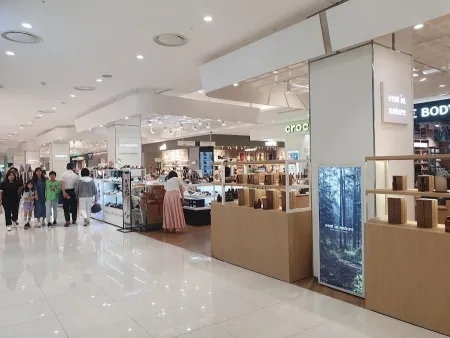 新世界百貨店 タイムズスクエア店