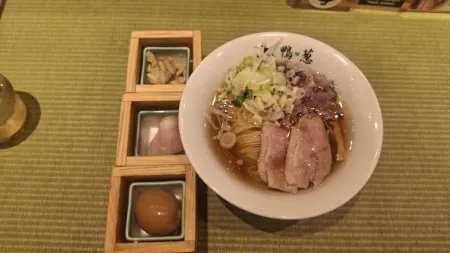 라멘 카모토네기 우메다점