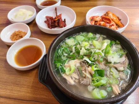 Cheonho Dak Gomtang