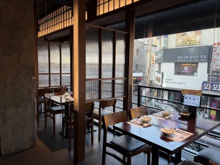 山海 芳夷店